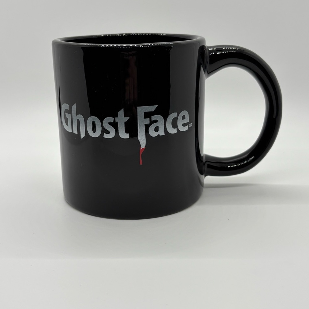 NWOT Black and White Scream Face Mug - Picture 3 of 5